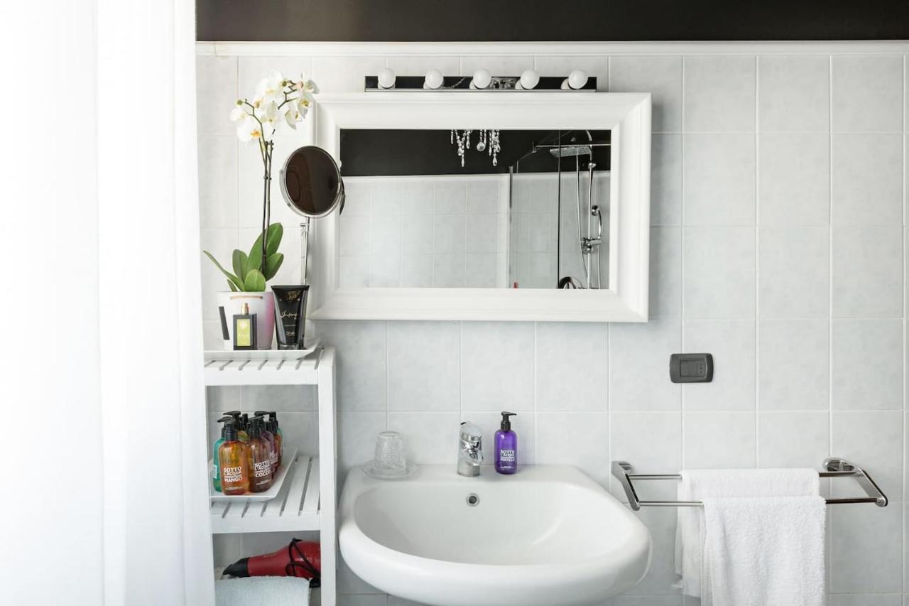 Golden Suite Apartment & Day Use Milan Exterior photo
