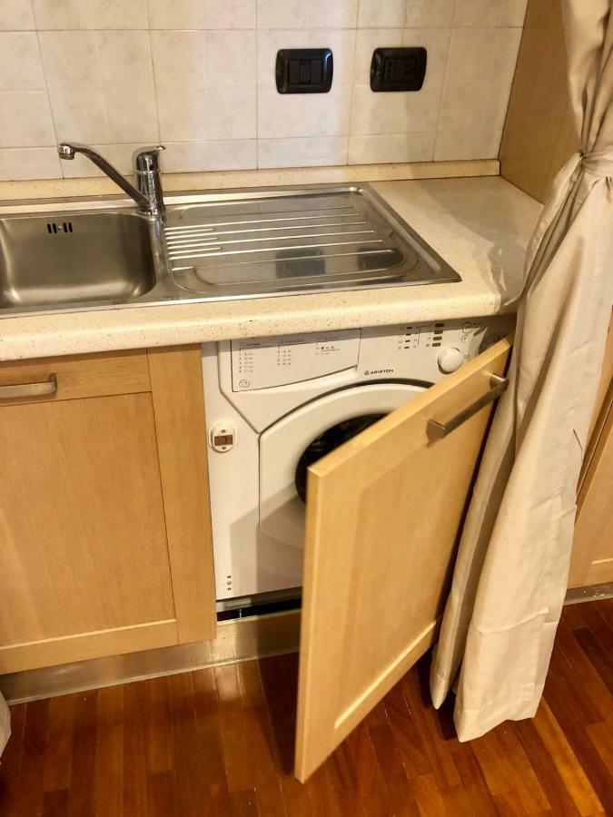 Golden Suite Apartment & Day Use Milan Exterior photo